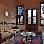 Heaven Cave House - Razziya Evi