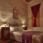 Oda ve Kahvaltı Heaven Cave House - Razziya Evi