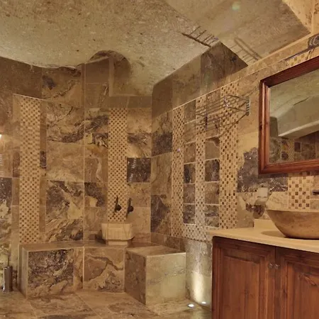 Bed & Breakfast Heaven Cave House - Razziya Evi 3*