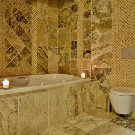 Heaven Cave House - Razziya Evi