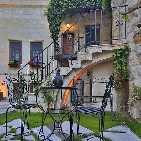 Bed & Breakfast Heaven Cave House - Razziya Evi 3*